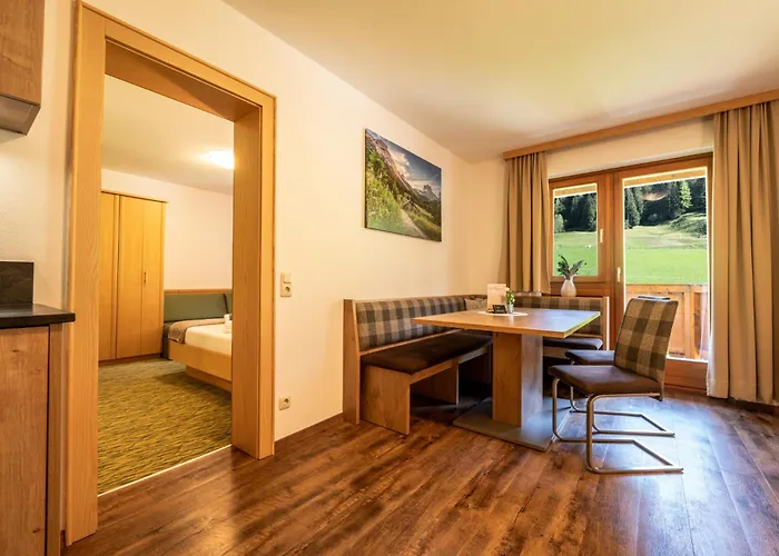 Oberlehenhof Lantgård Kaprun